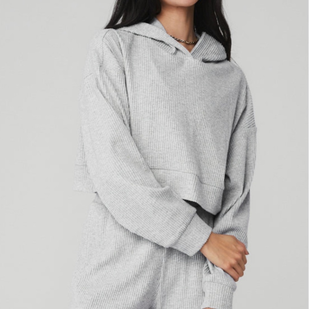 Alo Yoga Muse Heather Grey Sweatpants Set